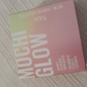 New Kaja Mochi Glow Highlighter